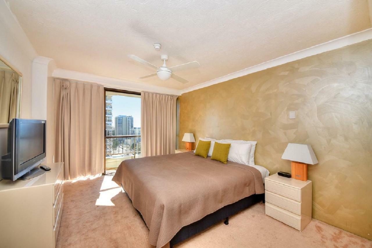 Bougainvillea Gold Coast Holiday Apartments Buitenkant foto